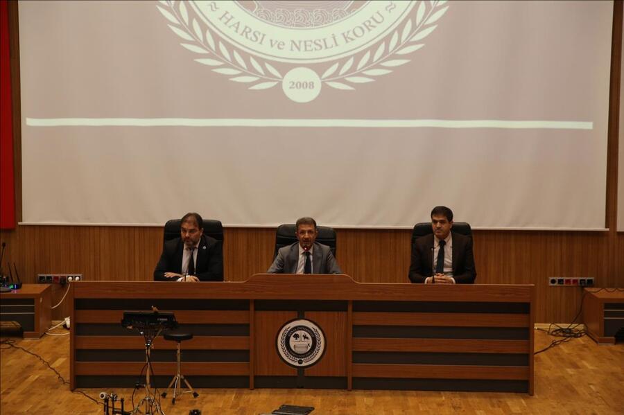 rektor-alkis-in-ogrenci-bulusmalari-dizisinin-ilki-gerceklestirildi