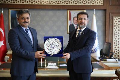 Siirt Üniversitesi Rektörü Prof. Dr. Şındak, Rektörümüz Prof. Dr. Alkış’ı ziyaret etti