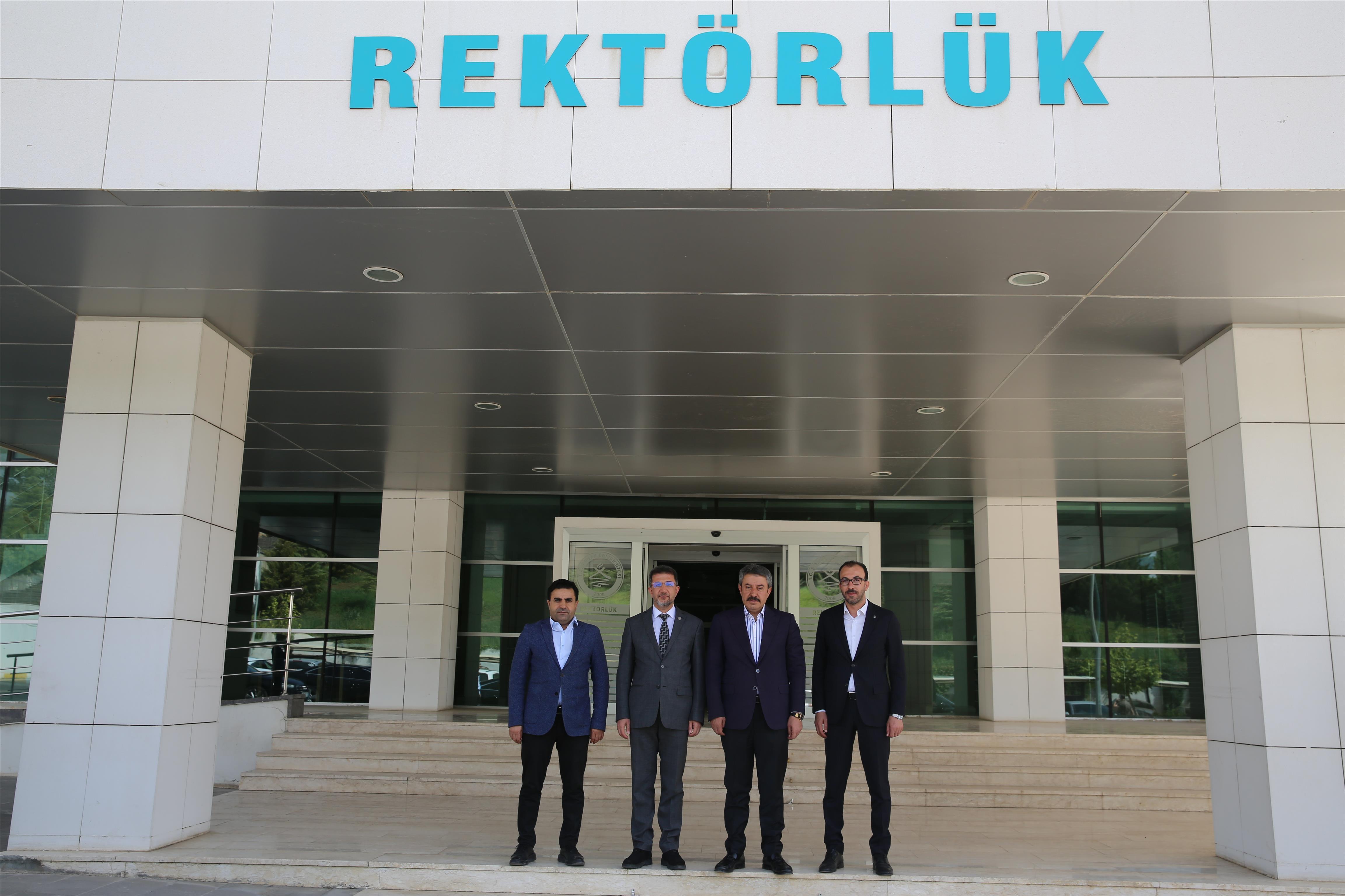 sirnak-milletvekili-tatar-rektorumuz-prof-dr-alkis-i-makaminda-ziyaret-etti