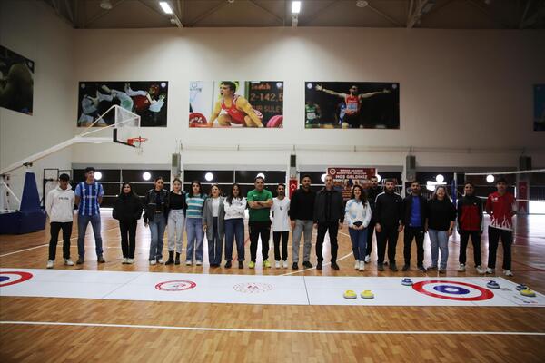 sirnak-universitesi-nde-floor-curling-secmelerine-yogun-ilgi