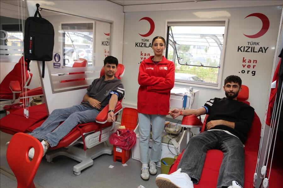 Üniversitemiz Kampüsünde Kızılay KAN BAĞIŞI Kampanyasına Destek görseli