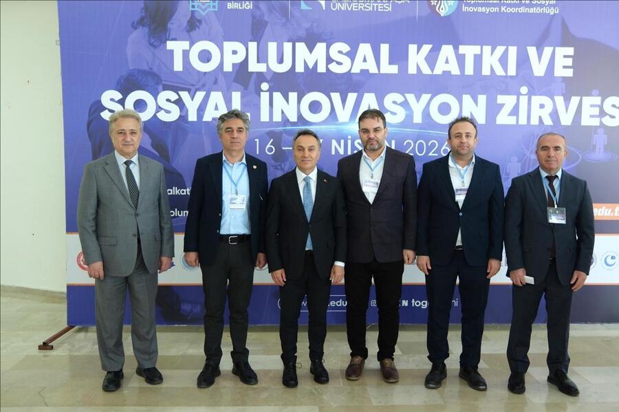Üniversitemiz Toplumsal Katkı ve Sosyal İnovasyon Zirvesine 3 Proje ile Katılım Sağladı görseli