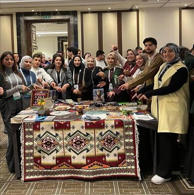 universitemiz-yesilay-kulubu-bagimsizlik-onculeri-zirvesi-nde-sirnak-i-temsil-etti