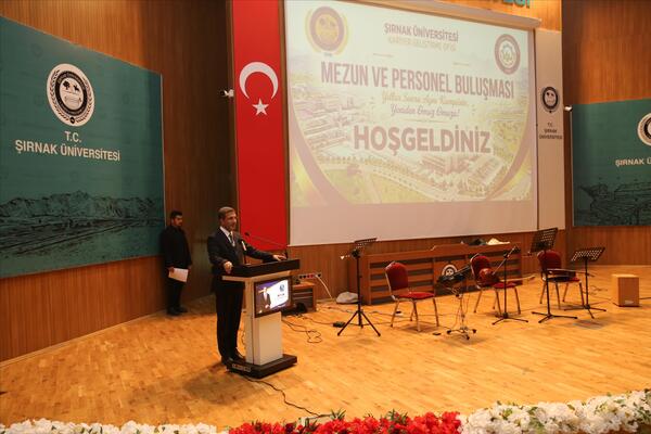Üniversitemizde 4. Geleneksel Personel ve Mezun Şenliği Düzenlendi