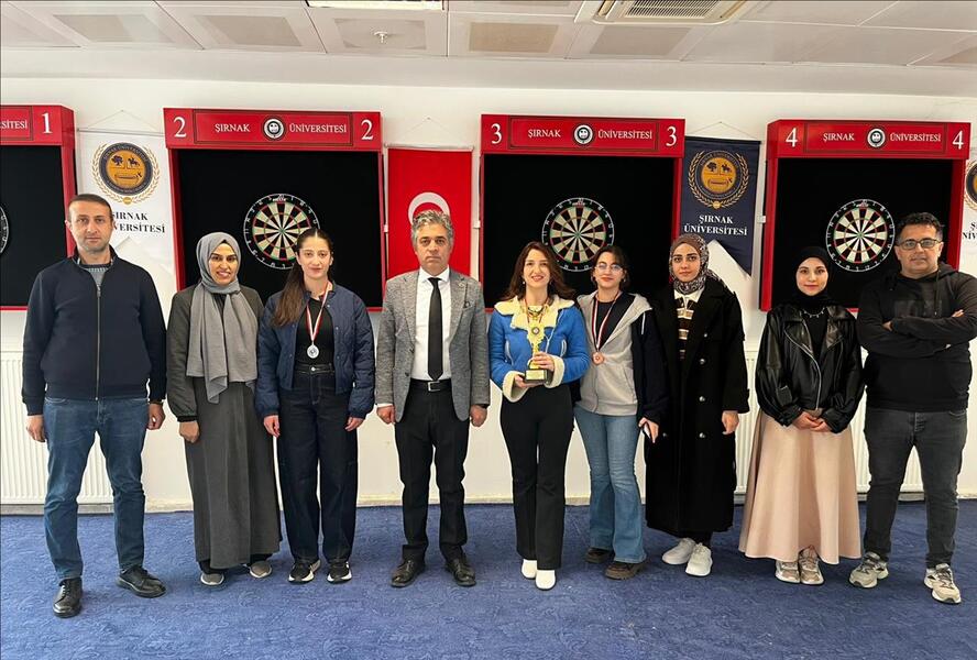 Üniversitemizde 8 Mart Dünya Kadınlar Günü dolayısıyla Dart turnuvası düzenlendi görseli