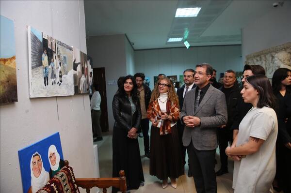 universitemizde-baska-bir-sergi-