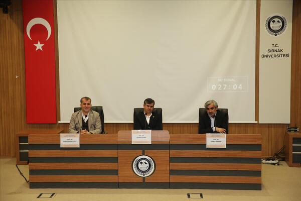 Üniversitemizde Hz. Peygamber ve Savaş Ahlakı Paneli düzenlendi