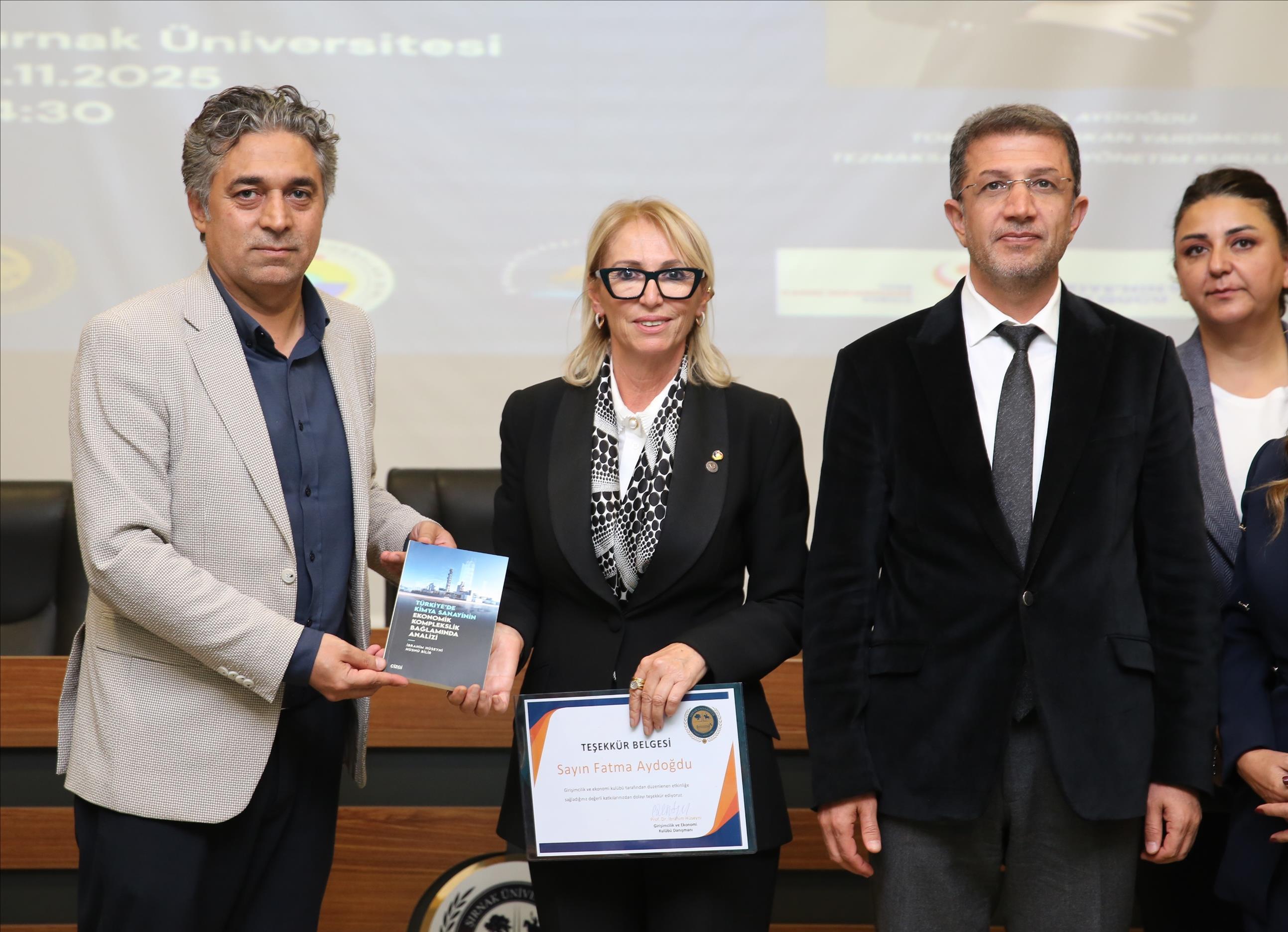 universitemizde-kariyer-gunleri-programi-duzenlendi