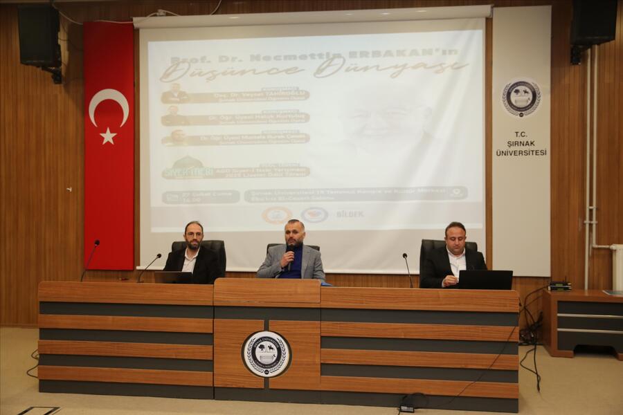 Üniversitemizde Prof. Dr. Necmettin Erbakan Vefatının 15. Yıldönümünde anıldı görseli