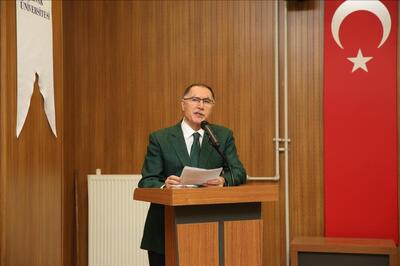 universitemizde-turkiye-yuzyili-ve-universiteler-adli-konferans-duzenlendi