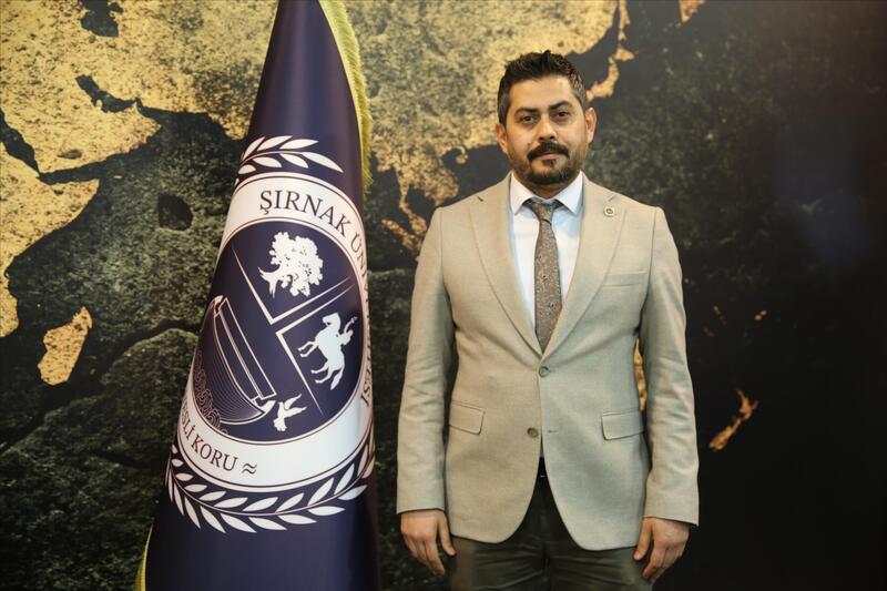 Dr. Öğr. Üyesi  REŞAT SAKUR